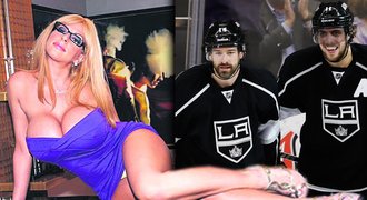 Pornohvězda Stevens žije pro NHL: Obří prsa fandí Králům!