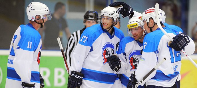 Ondřej Kratěna pomohl asistencí Plzni k výhře v European Trophy na ledě Salzburku