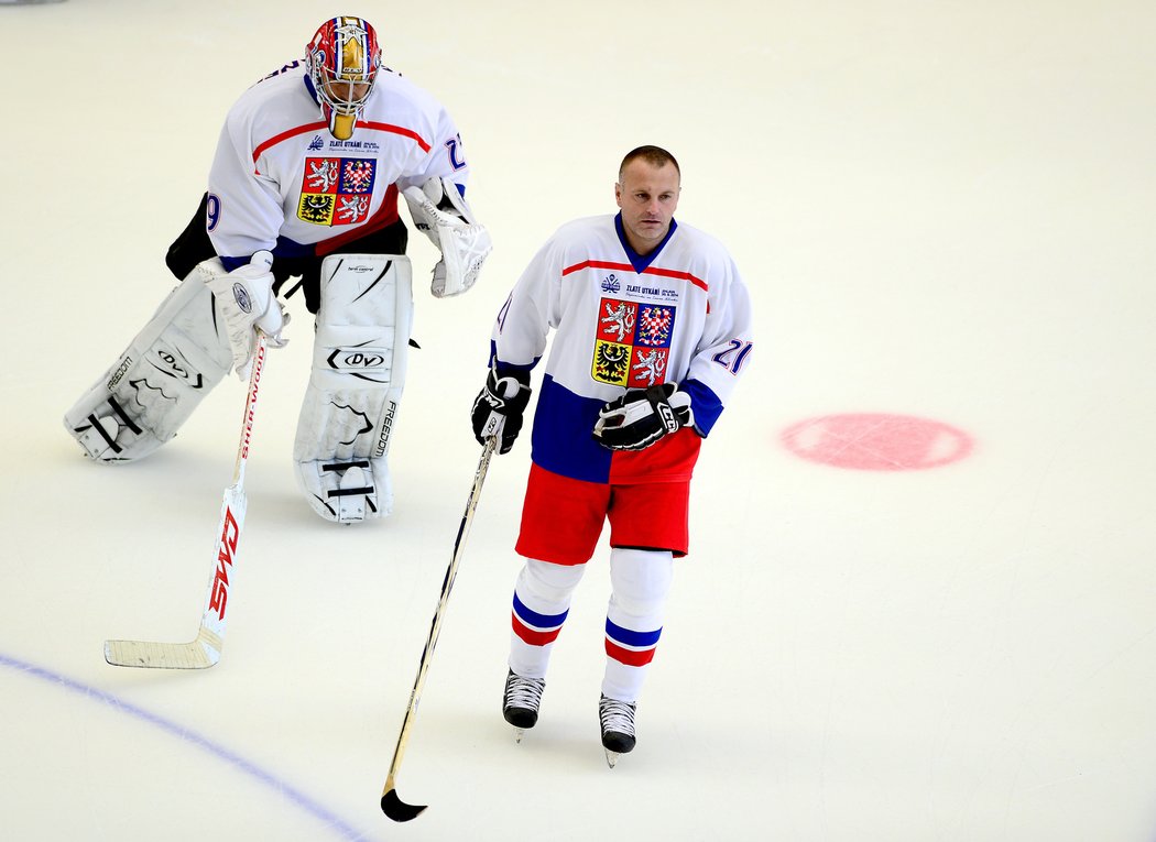 2014. Exhibice týmu z Nagana proti týmu Zlatého hattricku. Robert Reichel zpátky v akci.