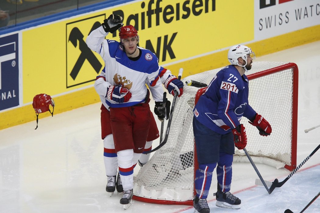 O jeden z gólů Ruska proti Francii se postaral Jevgenij Malkin