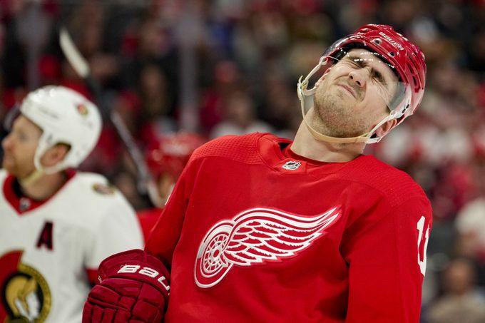Zadinovi skončila sezona NHL. Kvůli slepému střevu přijde nejspíš o MS Zadinovi skončila sezona NHL. Kvůli slepému střevu přijde nejspíš o MS