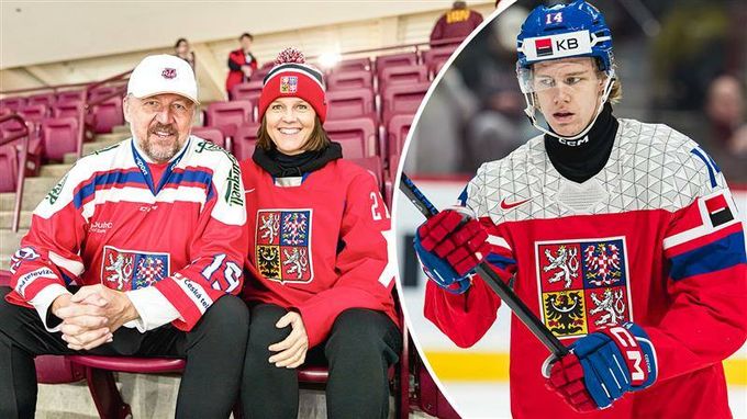 Na dně to v sobě objevil. Rodiče hokejového klanu o cestě Václava Nestrašila k stříbru Na dně to v sobě objevil. Rodiče hokejového klanu o cestě Václava Nestrašila k stříbru