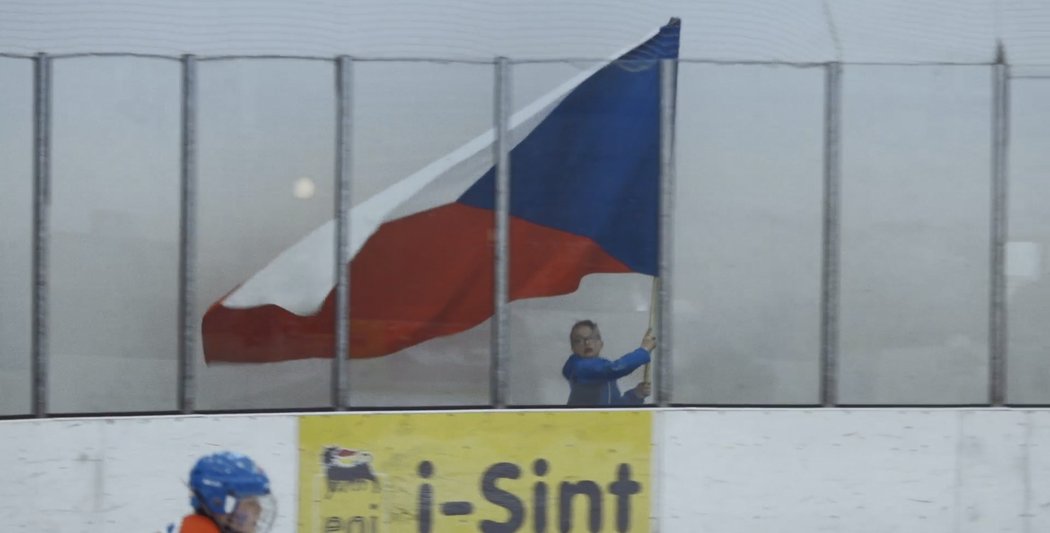 Letní hokej je dokumentární komedie, která půjde do kin v létě 2019