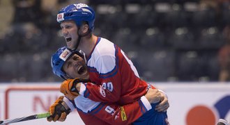 Čeští hokejbalisté si zahrají o medaili! Ve čtvrtfinále porazili Indii