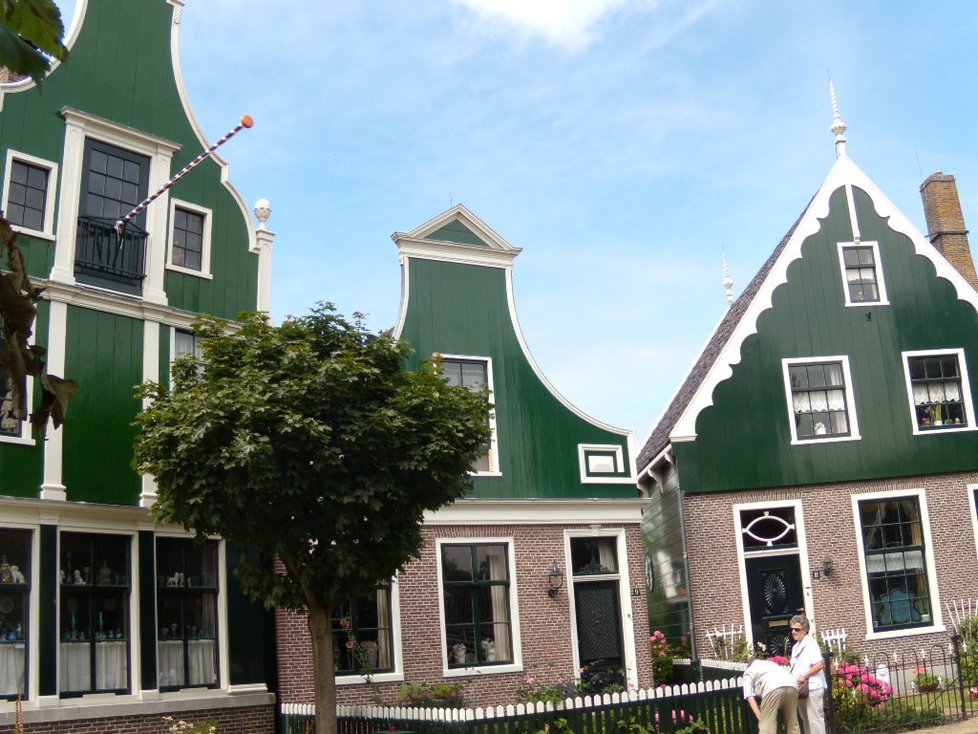 Skanzen Zaanse Schans - typické jsou pro něj dřevěné zelené domy