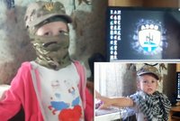 Tříletá Ukrajinka mává nožem na videu: Alláhu akbar! Sieg Heil! Podříznu Rusy!