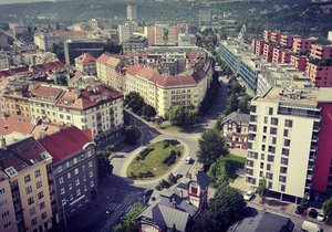 Fotografické akce Holešovické střechy se zúčastnilo zhruba třicet nadšenců do fotografování.