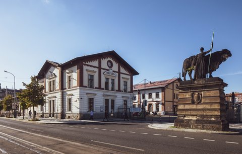 Bývalá burza v holešovické tržnici se dočká obnovy. Opravy Prahu vyjdou na 198 milionů