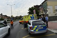 Policejní auto srazilo v Ostravě chodce: Namístě byl mrtvý