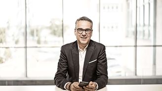 Vyplatil se nám přechod na euro i elektromobily, pochvaluje si marže Škody Auto její finanční šéf Vyplatil se nám přechod na euro i elektromobily, pochvaluje si marže Škody Auto její finanční šéf