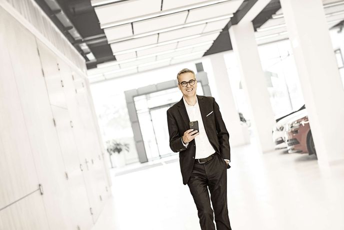 Holger Peters, člen představenstva Škody Auto za oblast Financí, IT a právních záležitostí. Holger Peters, člen představenstva Škody Auto za oblast Financí, IT a právních záležitostí.