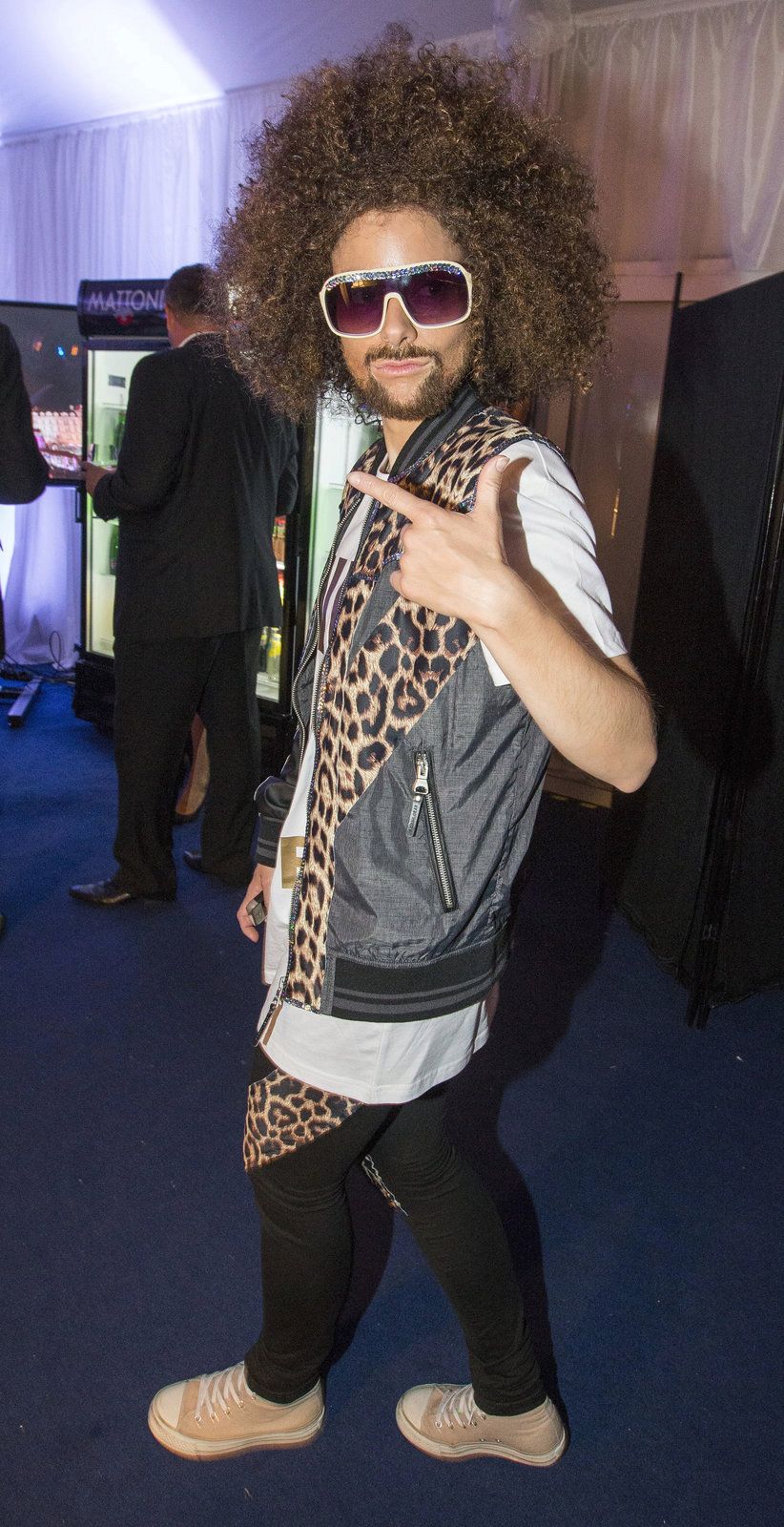 Hana Holišová jako rapper Redfoo!