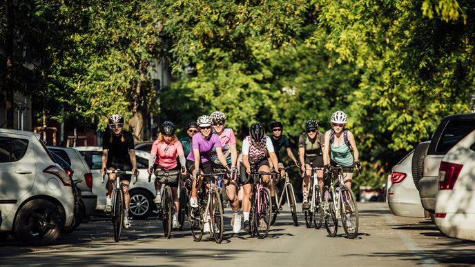 Holky na kole jsou komunitou nadšených cyklistek, která dnes čítá na 500 členek z různých koutů Česka.