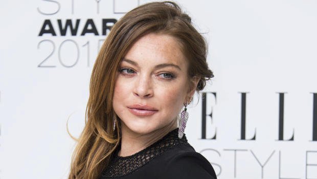 Lindsay Lohan má za sebou spoustu plastik...