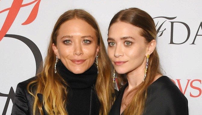 2017 Mary-Kate Olsen si nechala udělat několik plastik...