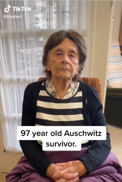 Přežila holokaust, teď čelí nenávisti na TikToku.