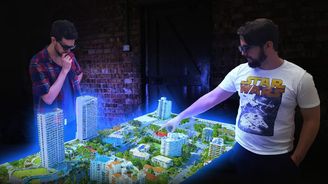 První stůl s technologií virtuálního hologramu pro více uživatelů bude v prodeji už příští rok