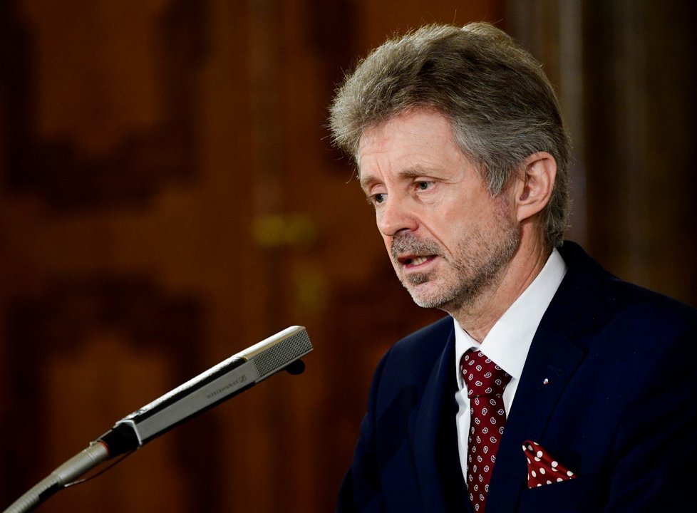 Předseda Senátu Miloš Vystrčil vystoupil v Praze na vzpomínkové setkání při příležitosti Dne památky obětí holokaustu a předcházení zločinům proti lidskosti (27. 1. 2021) Předseda Senátu Miloš Vystrčil vystoupil v Praze na vzpomínkové setkání při příležitosti Dne památky obětí holokaustu a předcházení zločinům proti lidskosti (27. 1. 2021)