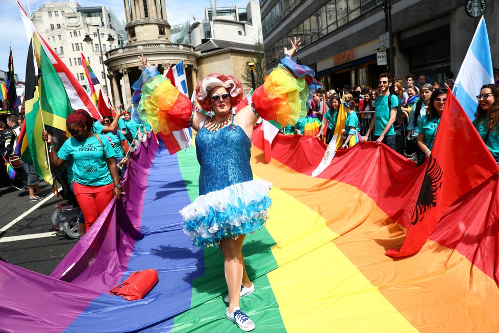 Pochod na podporu homosexuálů v Londýně