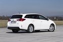 vs. Toyota Auris Touring Sports 1.6 Valvematic