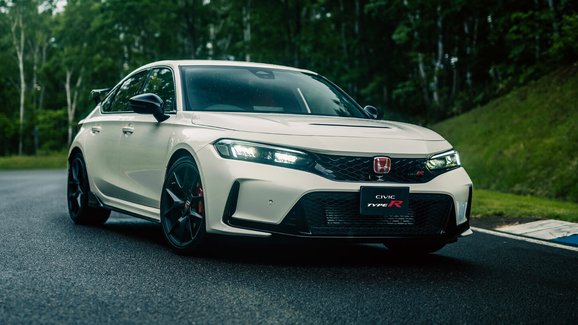 Honda nevylučuje hybridní Civic Type R na stávající platformě, čtyřkolku ano