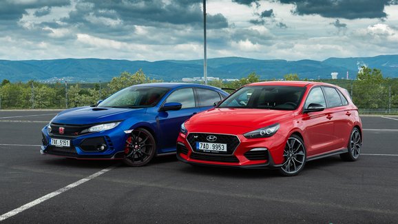 TEST Honda Civic Type R vs. Hyundai i30 N Performance – Velká a ještě větší radost