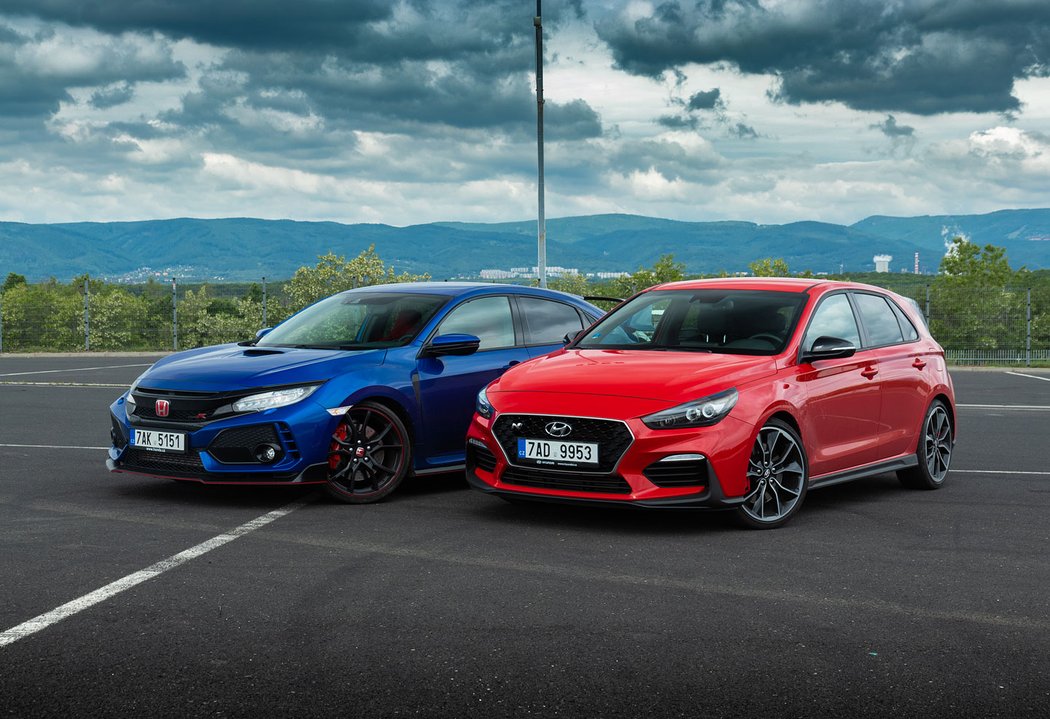 Honda Civic Type R vs. Hyundai i30 N Performance