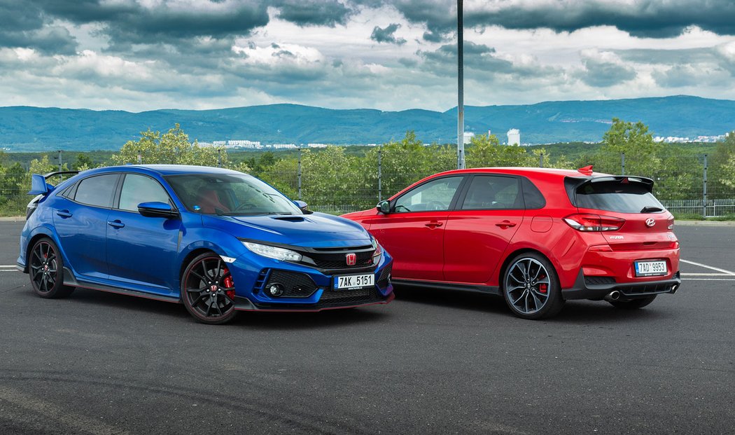 Honda Civic Type R vs. Hyundai i30 N Performance