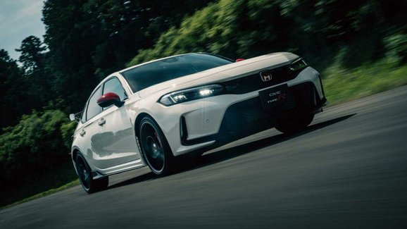 Honda už nabízí tuningové díly na nový Civic Type R. Přidává i praktické příslušenství