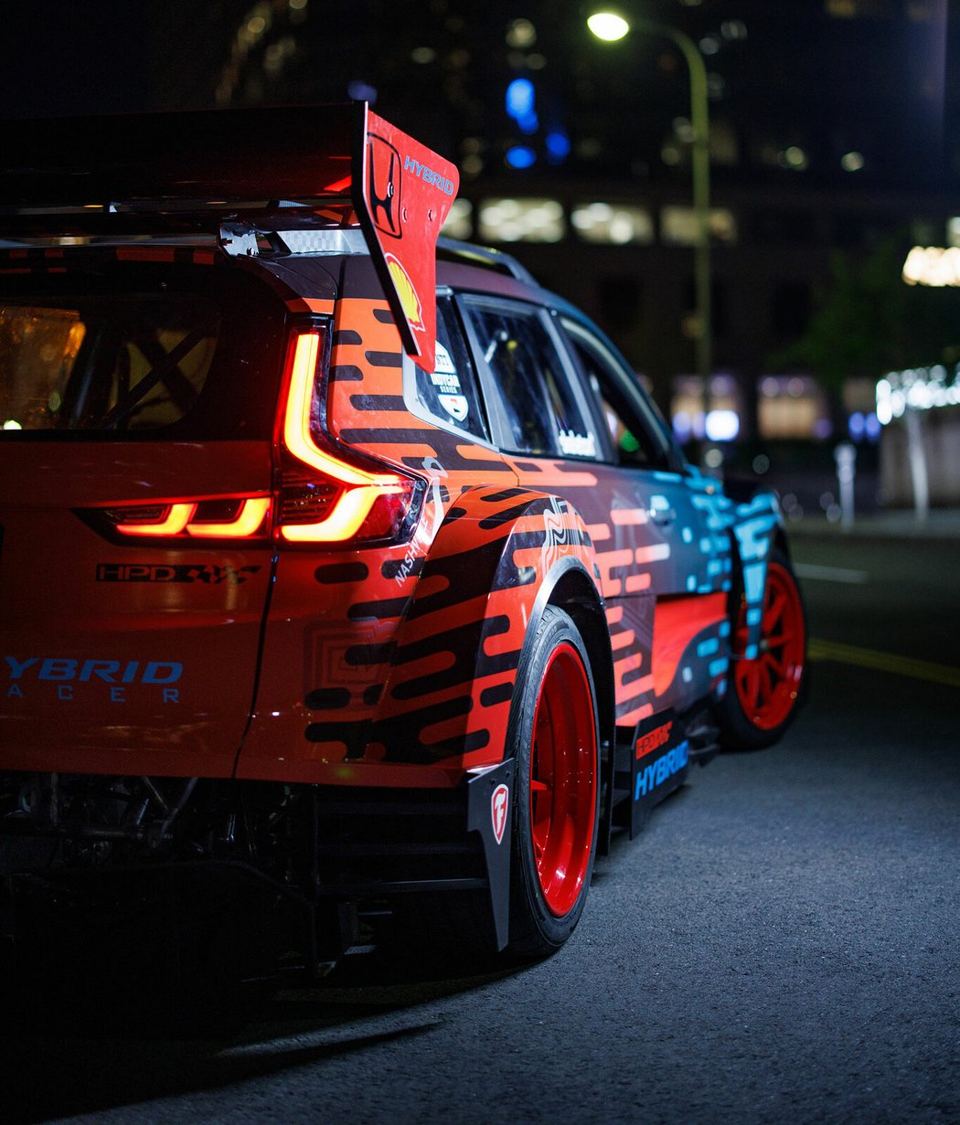 Honda CR-V Hybrid Racer