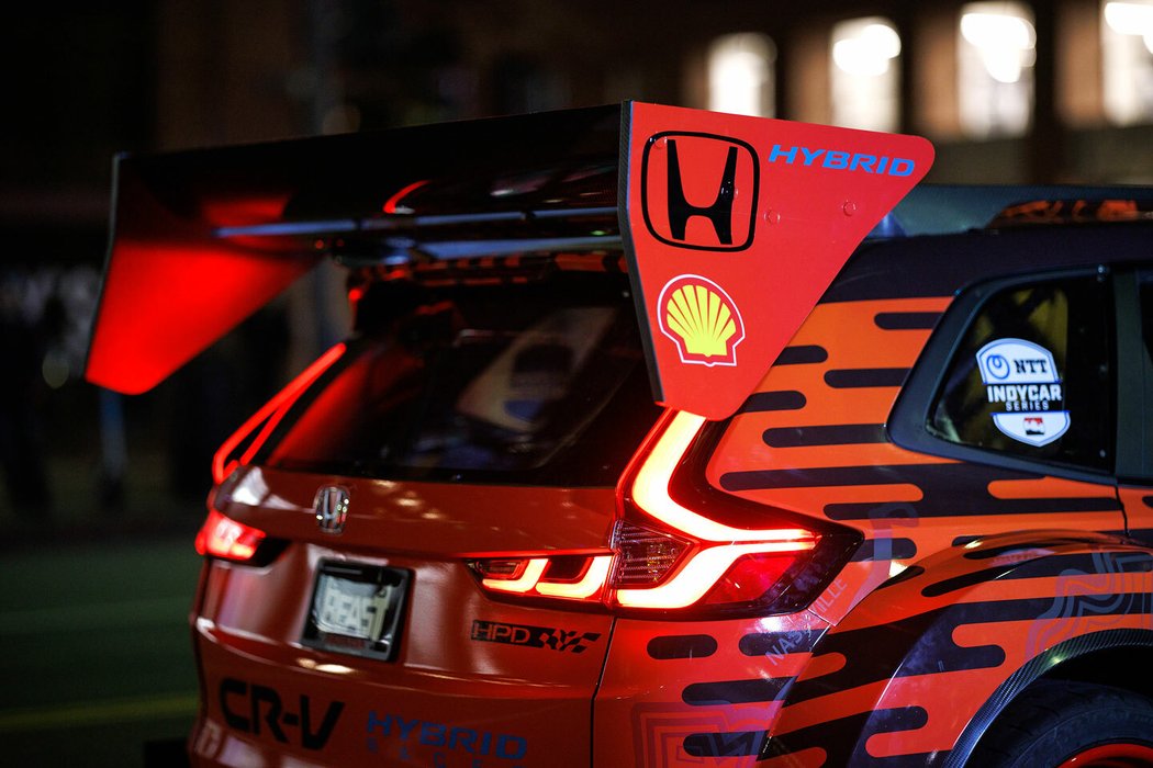 Honda CR-V Hybrid Racer