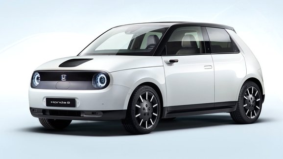 Honda připravuje svůj první elektromobil, její šéf jim ale příliš nevěří