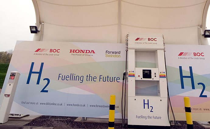 Honda otevřela v Evropě první vodíkovou čerpací stanici