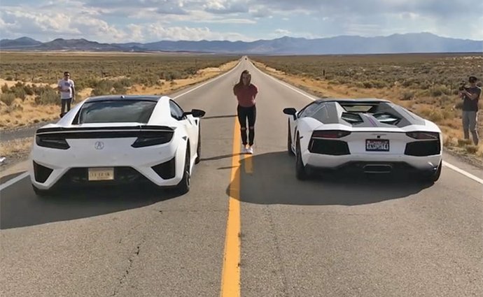 Video: Honda NSX vs Lamborghini Aventador na čtvrt míle. Kdo vyhraje?