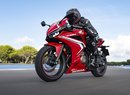 Honda pro rok 2019 přiostřila CBR500R