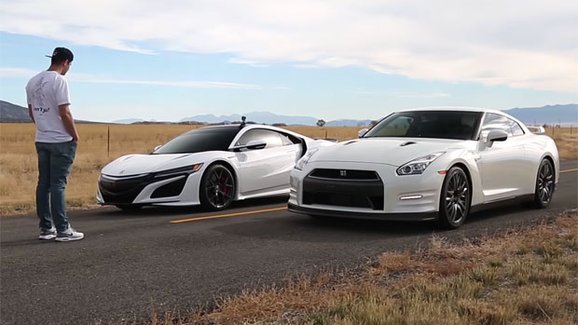 Video: Godzilla vs NSX a závod na čtvrt míle