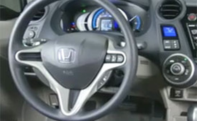 Video: Honda Insight – Prohlídka interiéru