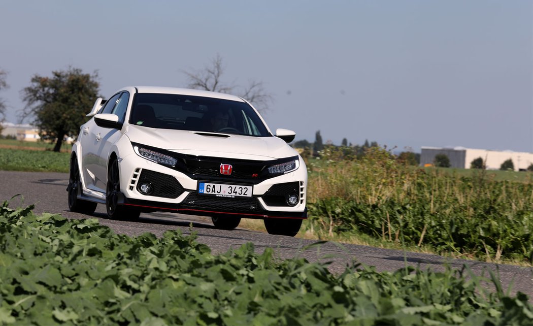 honda nizsistredni sportovni