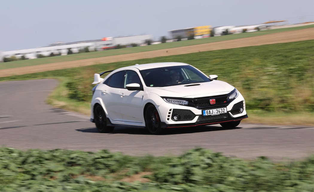 honda nizsistredni sportovni