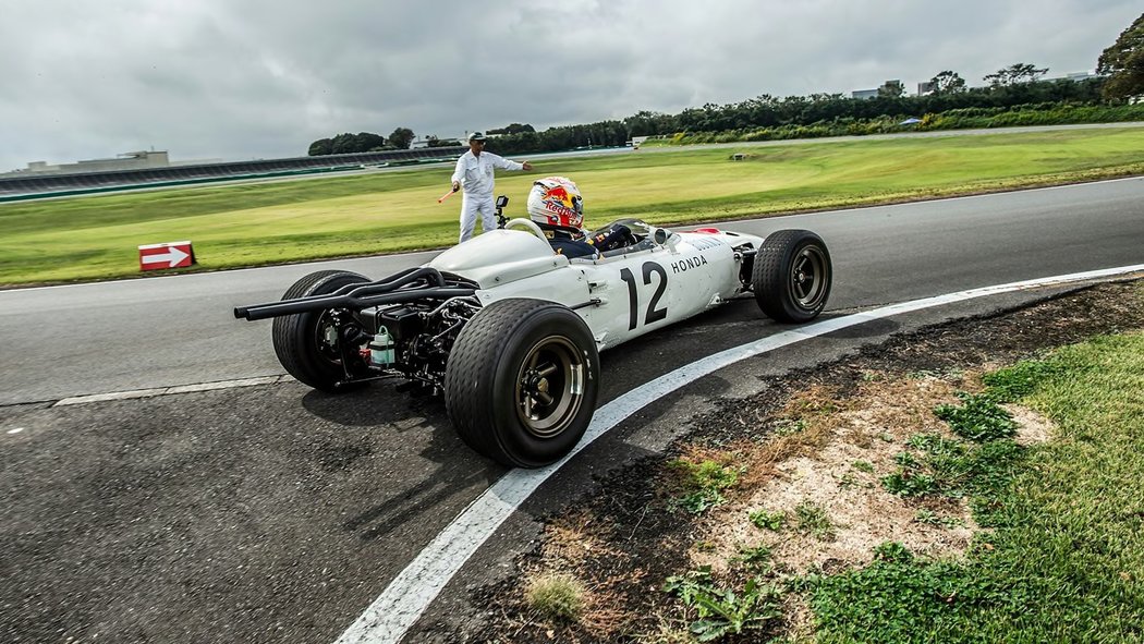 Honda RA272