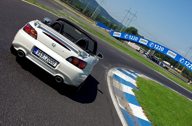 Honda S2000