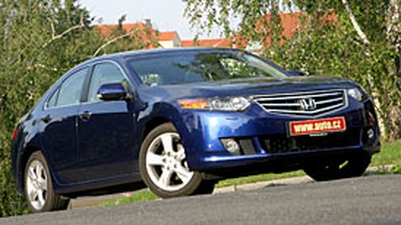 TEST Honda Accord 2.2 i-DTEC – D’accord, čili naftové ano