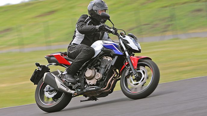 Honda CB500F: Hodná a nenáročná Honda CB500F: Hodná a nenáročná