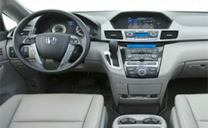 Video: Honda Odyssey 2011 – Představení interiéru nového modelu