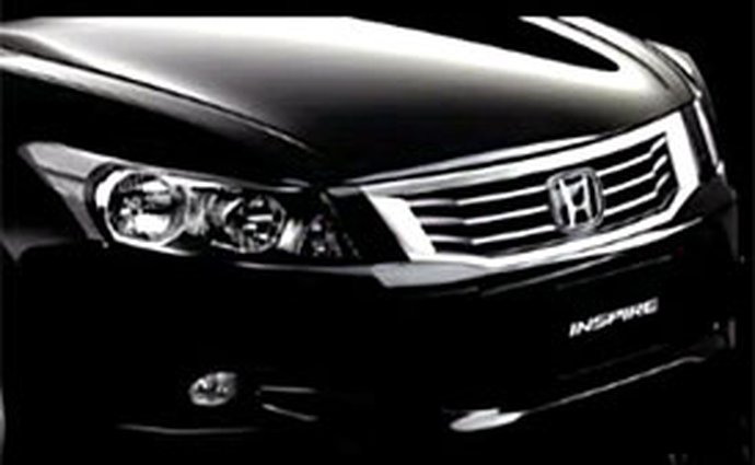 Video: Honda Inspire sedan – model, který do Evropy nemíří