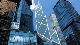 Nájemné v luxusních kancelářích rostlo navzdory obchodní válce. Nejdražší je Hongkong Nájemné v luxusních kancelářích rostlo navzdory obchodní válce. Nejdražší je Hongkong
