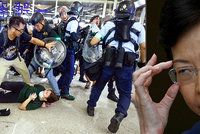 „Kdy už umřete?“ Smršť dotazů dohnala správkyni Hongkongu na pokraj slz