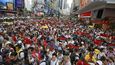 Organizátoři očekávají, že se do protestů v Hongkongu zapojí až půl milionu demonstrantů.