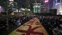 Připomínku protestů proti Číně z roku 2014 provázelo v Hongkongu opět násilí.