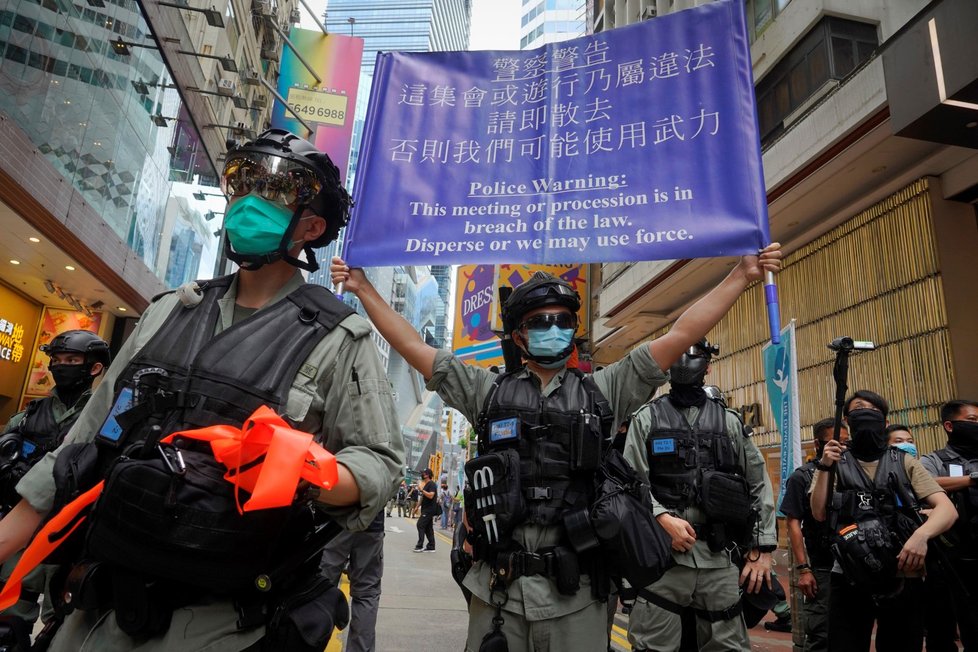 23. výročí předání Hongkongu Číně a vlna protestů (1. 7. 2020)